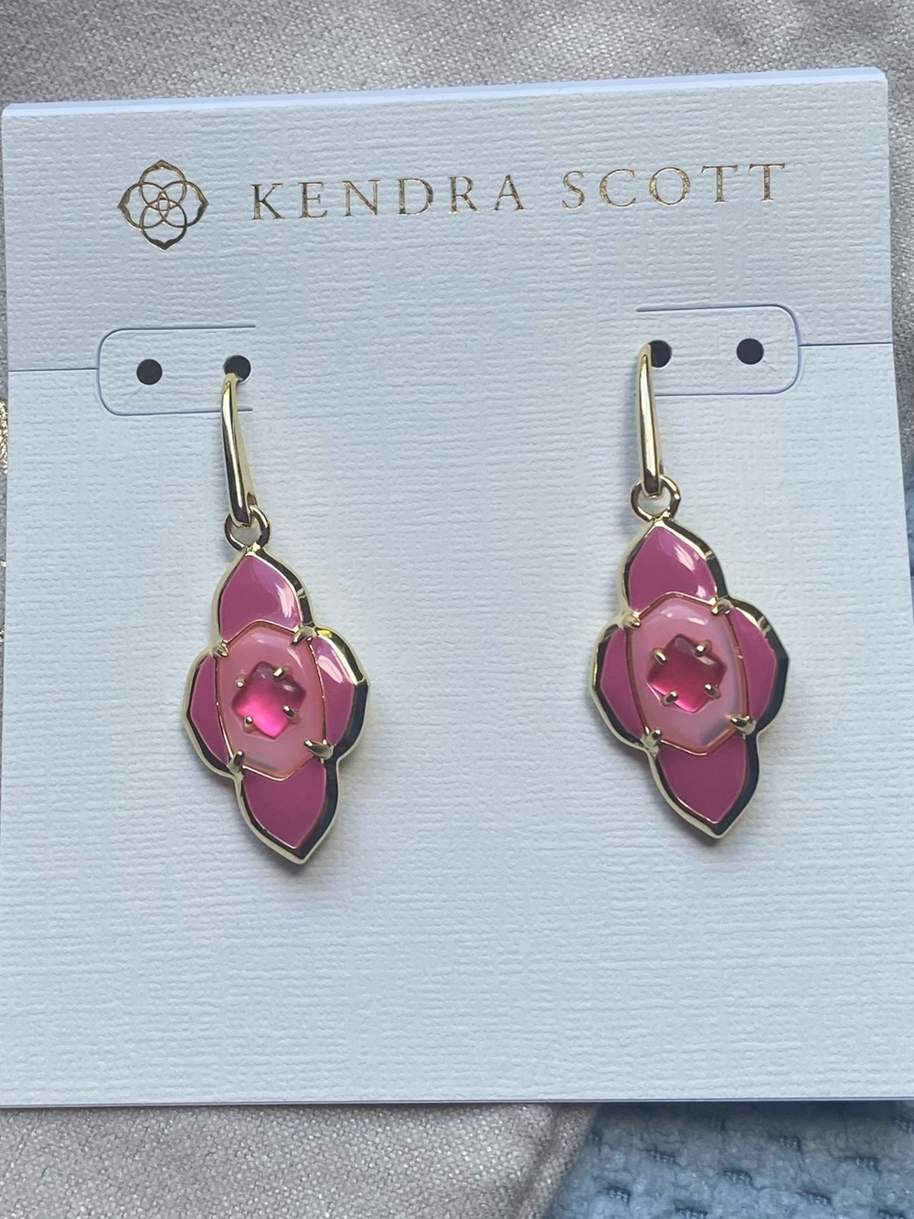 Kendra Scott Earrings NWT
